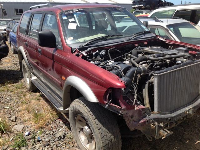 Mitsubishi Challenger K97W