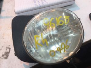 Toyota Hilux GRN215W R Spotlight
