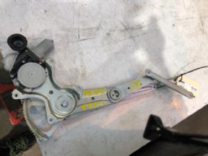 Lexus RX RX 450h 2009-2011 RF Door Elec Regulator
