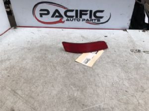 Lexus GS350 GS350 LR Bumper Reflector