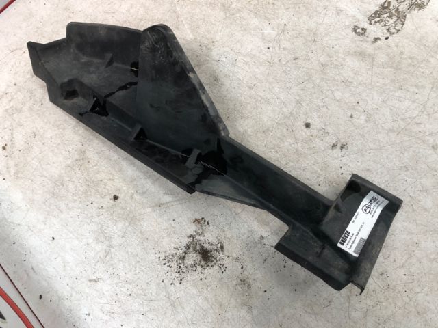 Toyota Highlander GSU40 2007-2010 LF Vertical Air Guide