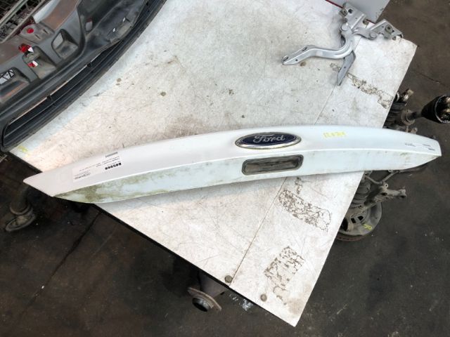 Ford Escape ZD 2007 - 2008 Tailgate Garnish 1 Piece