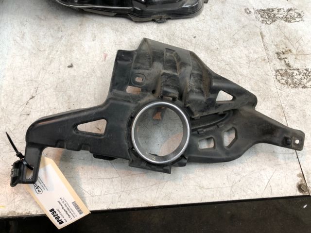 Lexus RX350 GGL15 L Spotlight Bracket