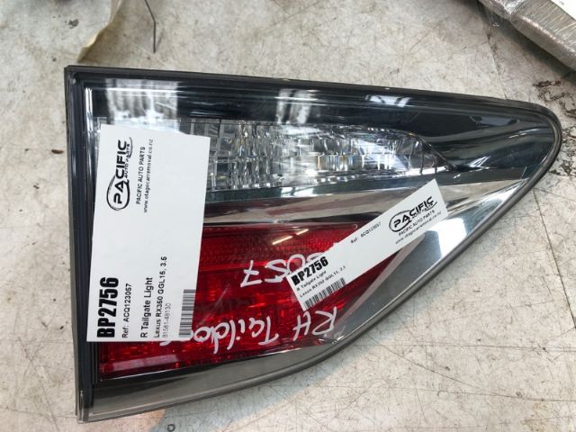 Lexus RX350 GGL15 R Tailgate Light