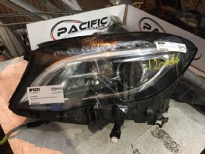 Mercedes-Benz GLA250 X156 2014-2016 L Headlight