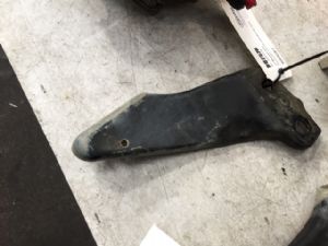 Toyota Hilux KZN165 4WD 99-02/05 LF Bumper Iron