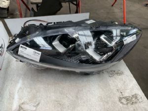 Ford Escape 4th Gen 2020-on L Headlight