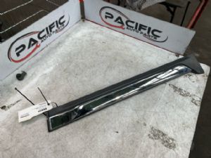 Subaru Outback 2009-2011 RR Door Moulding