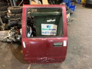 Toyota Hilux LN85 10/88-04/91 LR Door Complete