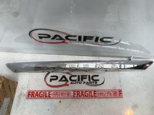 Nissan Serena C26 2010-2014 Tailgate Garnish 1 Piece