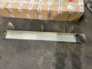 Toyota Hilux LN130 LH Side Step