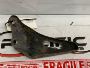 Toyota Hilux Surf GC RF Bumper Iron