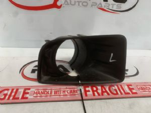 Isuzu D Max TFS85 4WD 2012-12/2015 L Spotlight Bezel