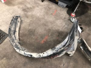 Isuzu D Max TFS85 4WD 2012-12/2015 LF Guard Liner