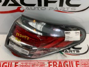 Lexus RX350 GGL15 R Tail Light