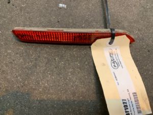 Toyota Harrier MCU15 RR Bumper Light
