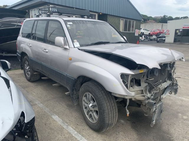 Lexus LX470 UZJ100