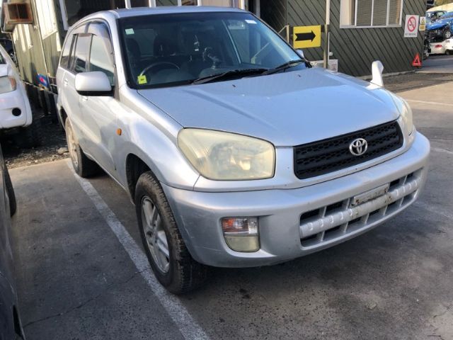 Toyota RAV4 ZCA26