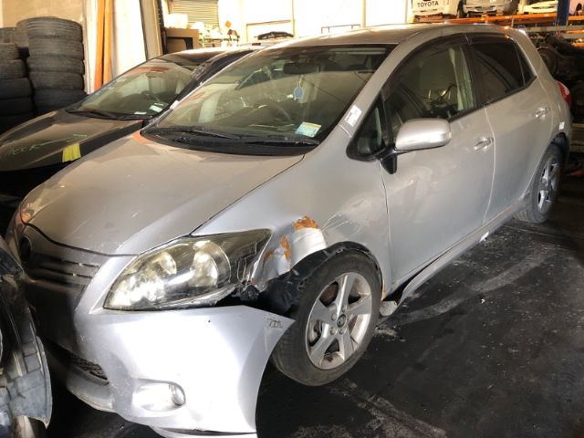 Toyota Auris NZE151