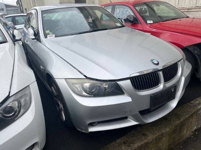 BMW 3 Series  325I E90
