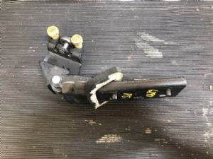 Mitsubishi Express VH20S R Side Door Middle Rollers