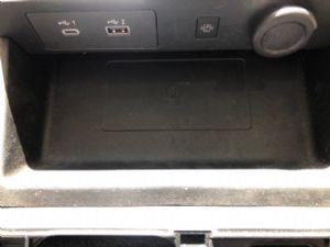 Mitsubishi Outlander GM4W 2021-on Mobile Phone Charger