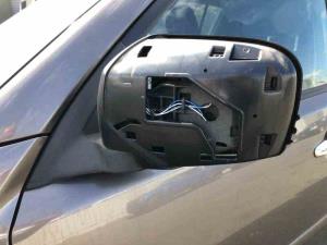 Mitsubishi L200/Triton KB4 LF Door Elec Mirror