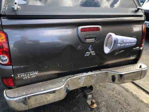 Mitsubishi L200/Triton KB4 Tailgate Shell