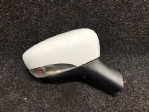 Renault Clio Expression RF Door Elec Mirror (9 Wire)