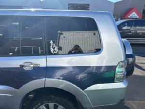 Mitsubishi Pajero V97W LR Guard Flare