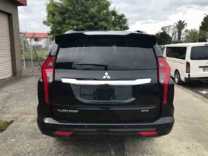 Mitsubishi Pajero Sport KS1 RR Bumper Light