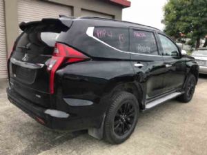Mitsubishi Pajero Sport KS1 R Running Board