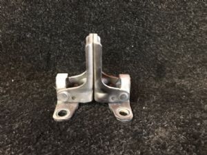 Mitsubishi L200/Triton KB4 RF Door Hinges (Set)