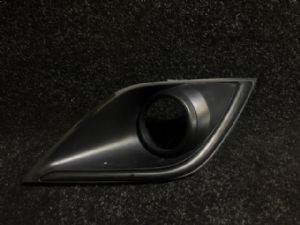 Mitsubishi Outlander GF8 2015->on R Spotlight Bezel