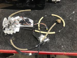 Renault Master L2H2 RR Door Lock Mechanism