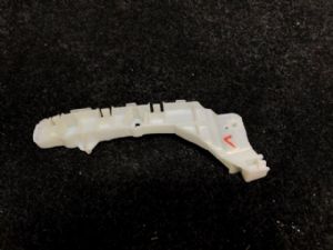 Mitsubishi Eclipse Cross GK1W LF Bumper Retainer