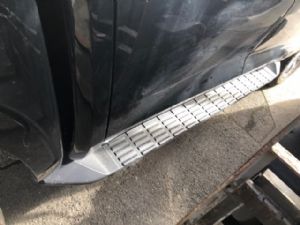 Mitsubishi Triton LLC LLB 2024-on R Running Board