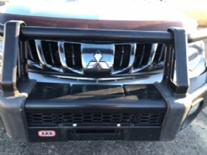 Mitsubishi L200/Triton KL1T 2015-on Grille