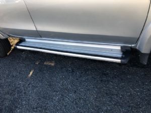 Mitsubishi L200/Triton KL1T 2015-on R Running Board