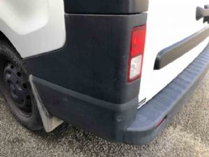 Renault Trafic L2H1 LR Bumper End