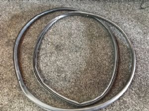 Mitsubishi Outlander GM4W 2021-on LR Door Rubber