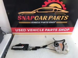 Honda CR-V RD3 1997-2001 RR Door Lock Mechanism