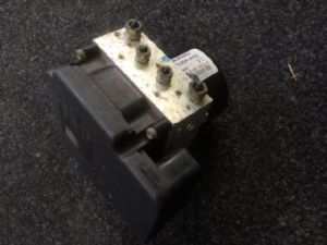 Subaru Outback BR 2009-2012 ABS Pump