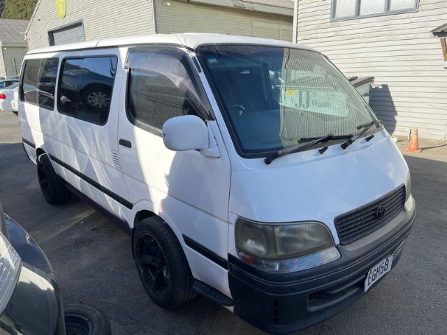 Toyota Hiace KZH110