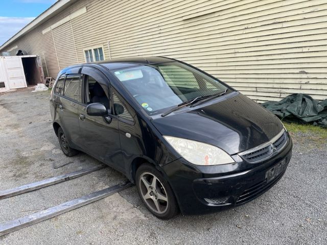 Mitsubishi Colt Z23W