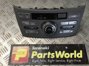 Toyota Noah/Voxy AZR60 2001-2007 Heater Controls