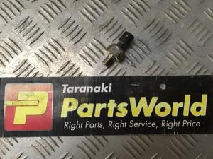 Toyota Noah/Voxy AZR60 2001-2007 Fuel Pressure Regulator