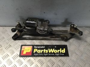 Toyota Noah/Voxy AZR60 2001-2007 Front Wiper Rack Assy