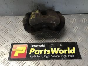 Toyota Noah/Voxy AZR60 2001-2007 RF Disc Brake Caliper