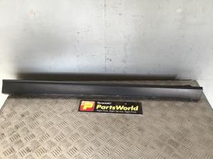Lexus NX NX300h AYZ15 2015-2021 RF Lower Door Moulding